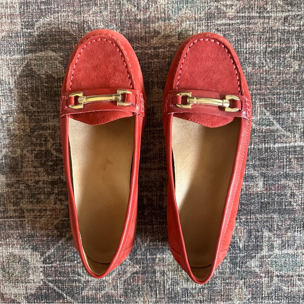 Vionic Brick Red Loafers | Women’s 7 | Gold Hardware - Picture 10 of 11